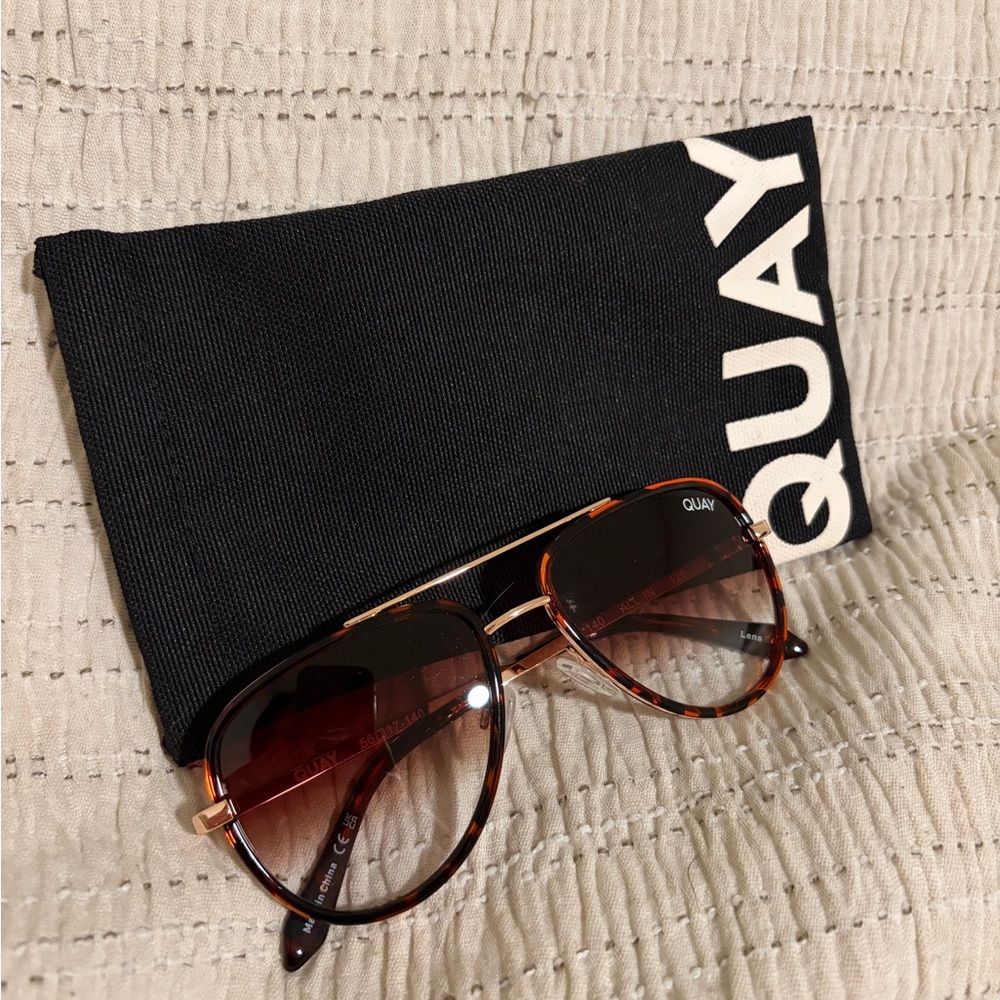 Quay Australia Tortoise Frame with Brown Gradient Lenses